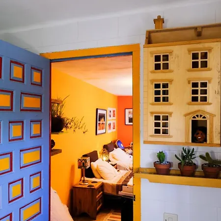 Apartament The Studio, A Colourful, Small And Unique One Bedroom Studio In *